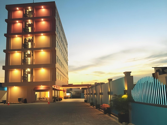 打拉根皇家酒店