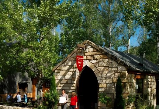 Cedar Creek Cottages Hotel Overview