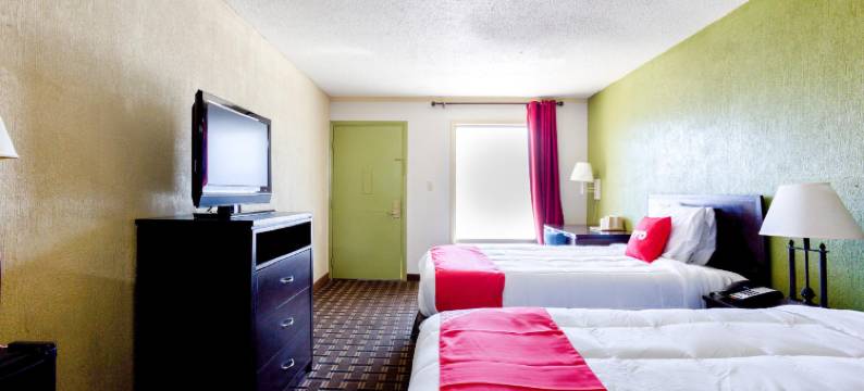 OYO彭萨科拉I-10 & 29号高速公路酒店(OYO Hotel Pensacola I-10 & Hwy 29)图片