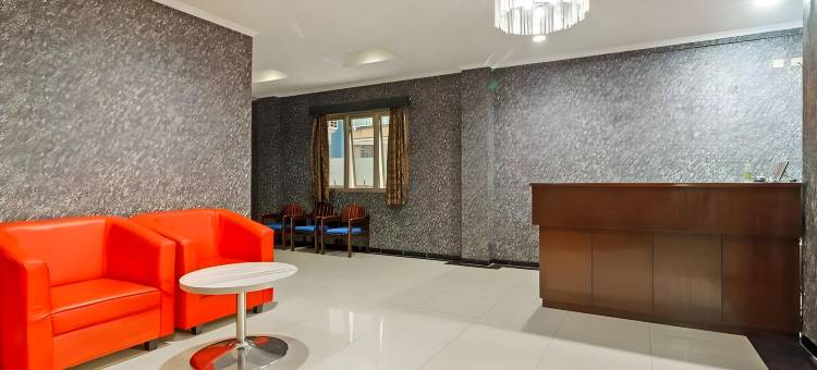 红多兹酒店-近力宝西卡朗城市步行街(RedDoorz Near City Walk Lippo Cikarang)图片