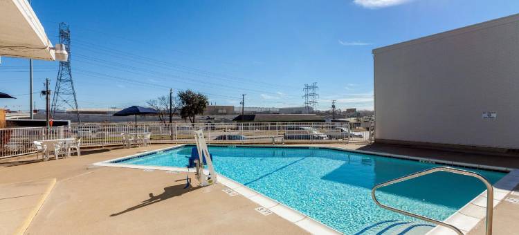 德州沃斯堡6号汽车旅馆-牛肉城(Motel 6 Fort Worth, TX - Stockyards)图片