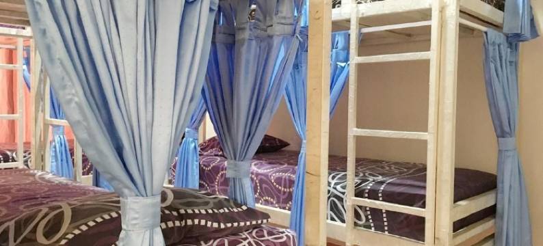 千丹娜穆利亚旅舍茂物(需提供结婚证)(Cendana Mulia Hostel Bogor)图片