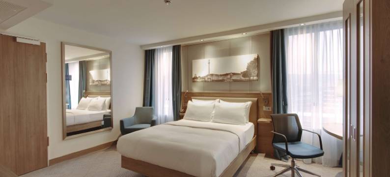 斯图加特市中心希尔顿欢朋酒店(Hampton by Hilton Stuttgart City Centre)图片