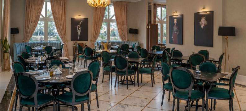 地拉那莫里纳丽笙精选酒店(Radisson Collection Morina Hotel, Tirana)图片