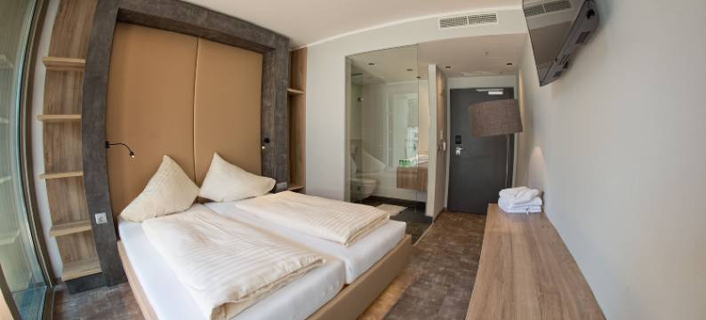 费尔登火箭客房酒店(Rocket Rooms Velden)图片