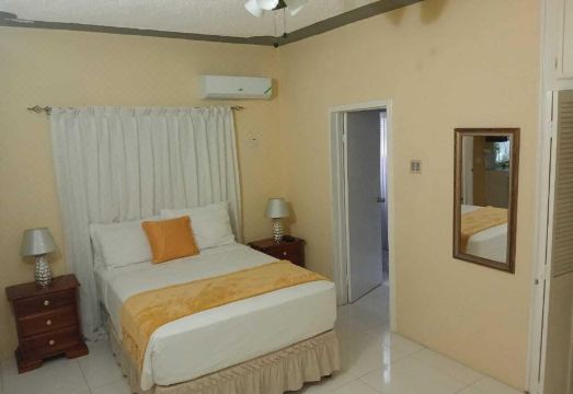 Runtings Hideaway Stay Nomprel Road Negril Hotel Overview