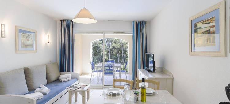 西富尔斯勒普拉热花园与城市(Garden & City Six-Fours-Les-Plages)图片