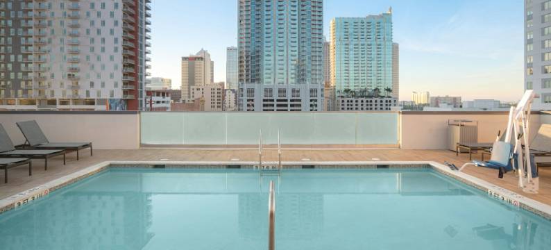 万豪斯泊林山套房酒店 - 坦帕布兰登(SpringHill Suites Tampa Downtown)图片