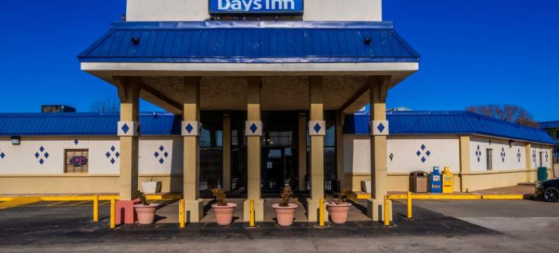 克林顿戴斯酒店(Days Inn by Wyndham Clinton)图片