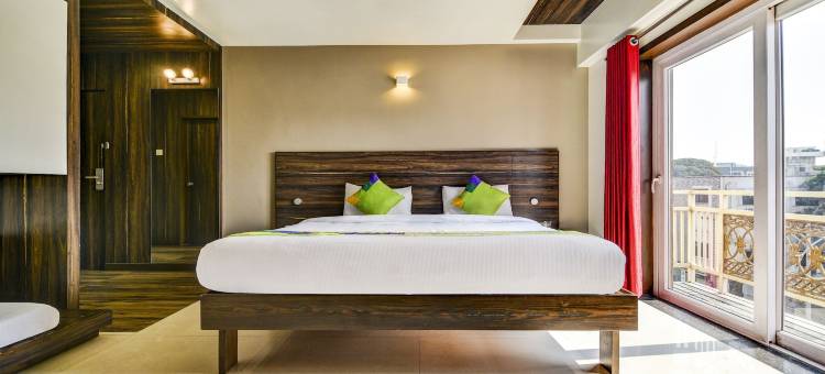 Treebo Shree Sai套房(Treebo Shree Sai Suites)图片