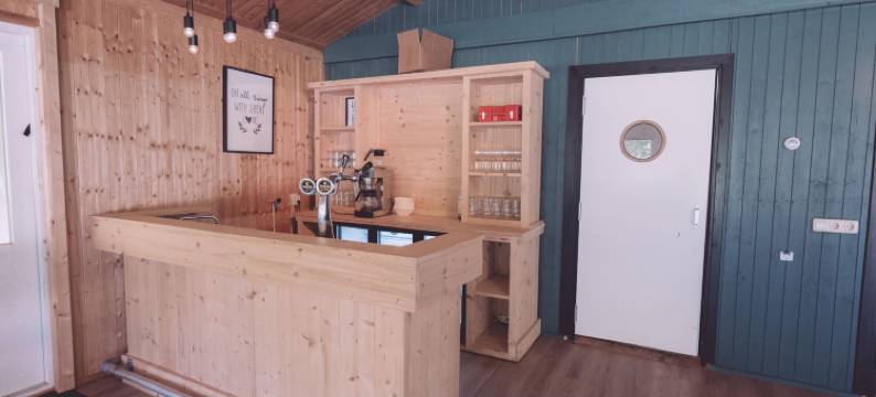 靠近游乐场的Eigen Wijze团体住宿(Group Stay in Eigen Wijze Near Playing Field)图片