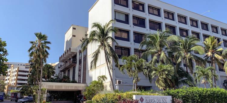 巴兰基亚太阳门法兰达快捷酒店，丽笙旗下酒店(Hotel Faranda Express Puerta Del Sol Barranquilla, A Member of Radisson Individuals)图片