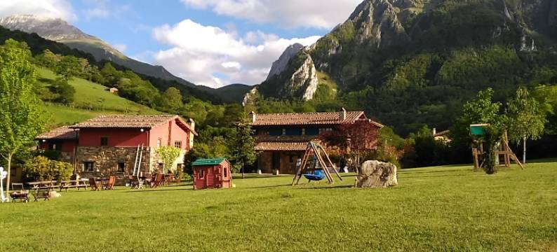 布伊达乡村旅馆(Casas Rurales Valle de Bueida, Jacuzzi Solo en las Casas El El Palacio y Viscárcel)图片