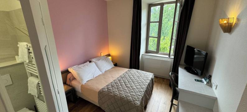 月桂酒店(Logis Hôtels - Hostellerie des Lauriers - Hôtel et Restaurant)图片