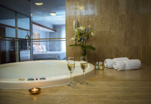 Sonesta Hotel El Olivar Lima Hotel Overview