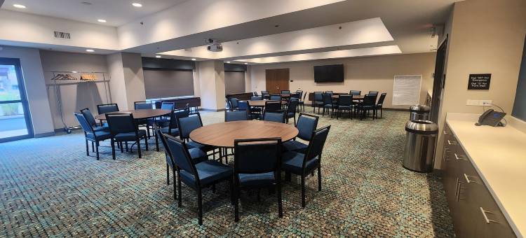 麦迪逊欢朋酒店(Hampton Inn Madison)图片