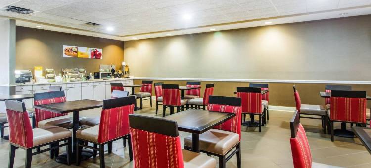品质套房酒店(Quality Suites)图片