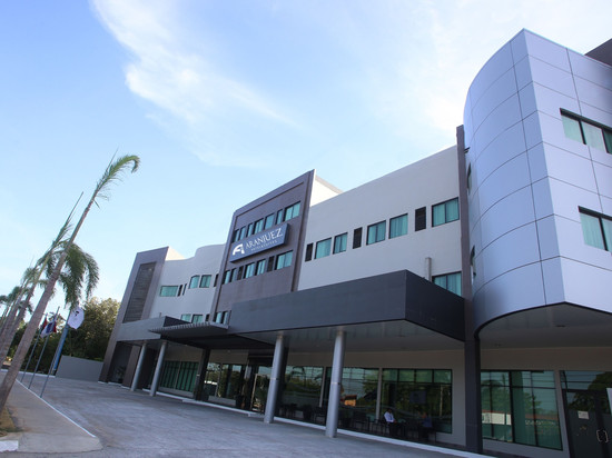 阿兰胡埃斯套房酒店