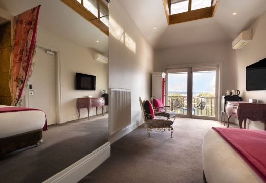 Hotel Frangos Hotel Overview