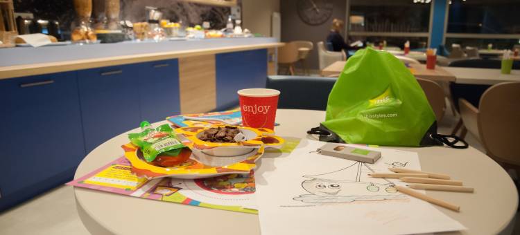 宜必思尚品圣马洛港酒店(Ibis Styles Saint-Malo Port)图片