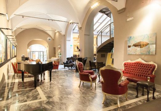 Borghese Palace Art Hotel Hotel Overview