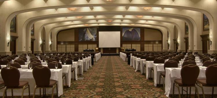 露易丝湖费尔蒙城堡酒店(Fairmont Château Lake Louise)图片