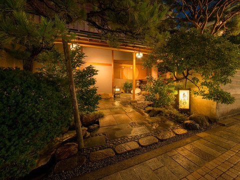 荒屋滔滔庵酒店