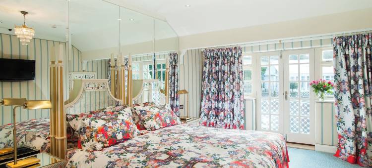 夏天洛奇乡间别墅酒店(Summer Lodge Country House Hotel)图片