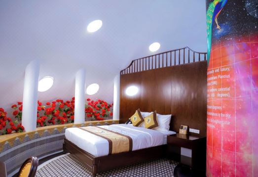 MEDDOM Park Hotel Overview