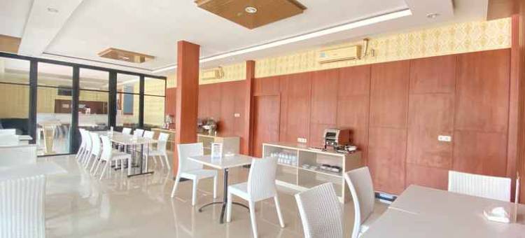 NITE & DAY 美拉威南加皮诺(Nite & Day Melawi Nangapinoh)图片