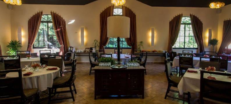 瓦耶埃斯孔迪多度假村(Valle Escondido Resort)图片