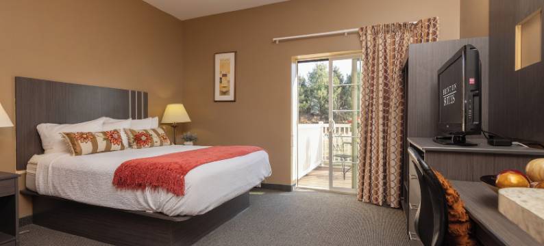 布林顿套房酒店(Brinton Suites)图片