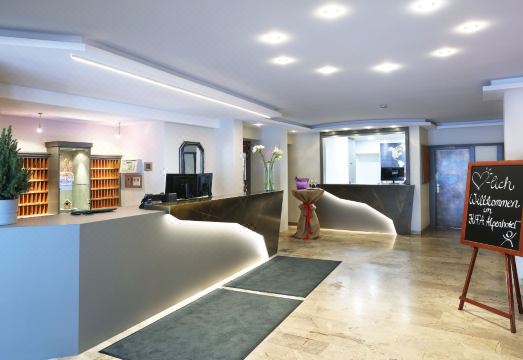 Jufa Alpenhotel SaalbachHotel Overview