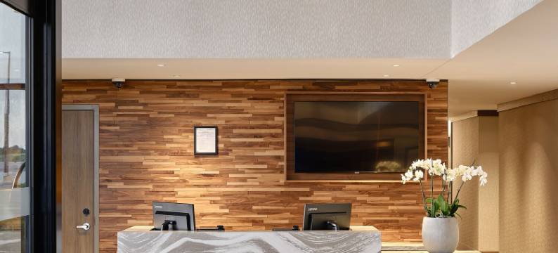 大蓝鹭酒店(Great Blue Heron Hotel)图片