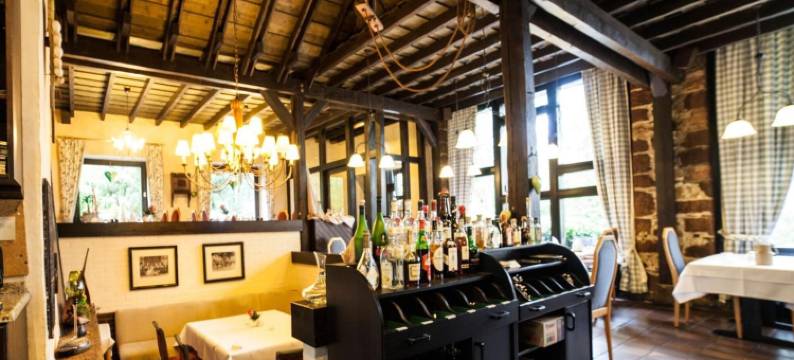 明镜施瓦林霍夫兰德酒店(Landhotel der Schwallenhof)图片