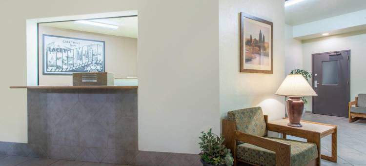 莱西-奥林匹亚地区速8酒店(Super 8 by Wyndham Lacey Olympia Area)图片