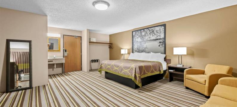 蓝地球温德姆速8酒店(Super 8 by Wyndham Blue Earth)图片