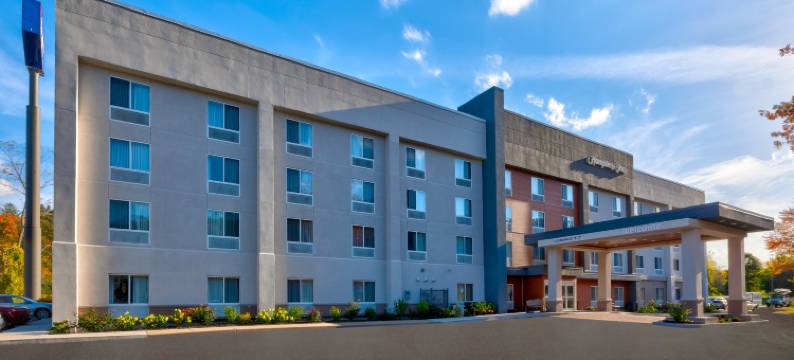 沃特伯里希尔顿欢朋酒店(Hampton Inn Waterbury)图片