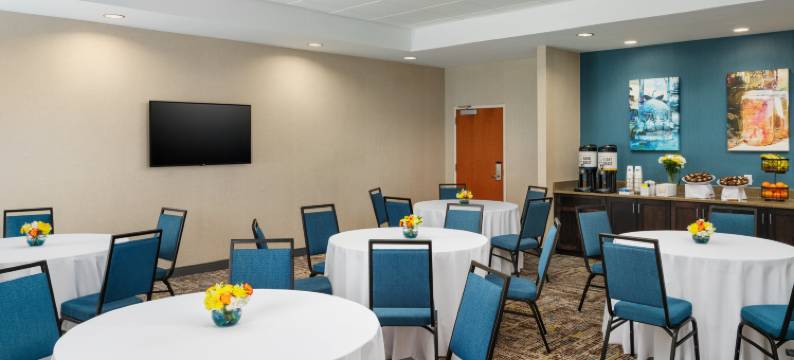 希尔顿欢朋酒店-普兰特城(Hampton Inn Plant City)图片