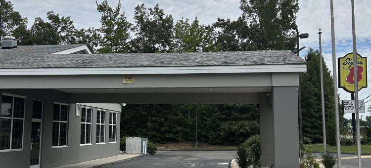 费耶特维尔速8酒店(Super 8 by Wyndham Fayetteville)图片