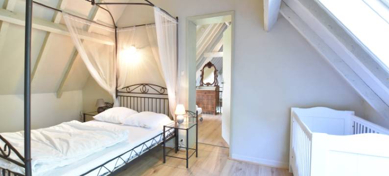 Holiday Home in Saint-Omer near Lake & Forest图片