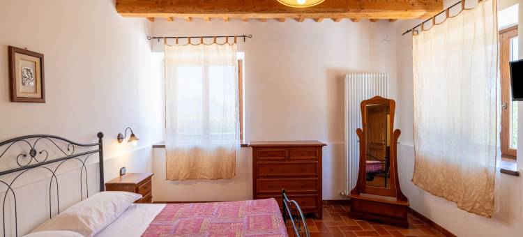 Country House in Marche with Pool & Views图片