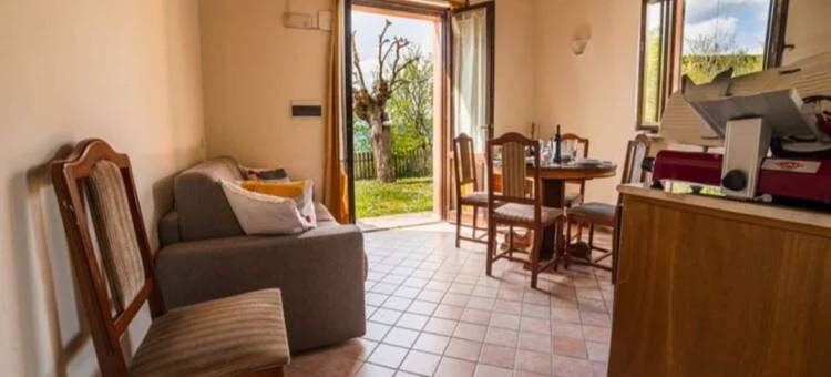 Holiday Home in Urbania with Garden BBQ图片