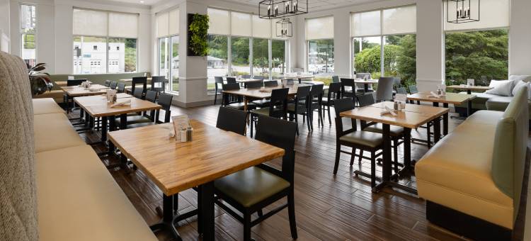 州立大学希尔顿花园旅馆(Hilton Garden Inn State College)图片