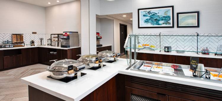 Staybridge Suites 俾斯麦 by IHG(Staybridge Suites Bismarck by IHG)图片