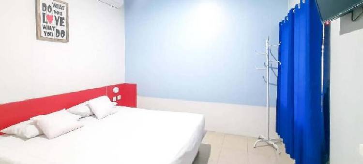 红色伙伴隆德雷斯民宿-近格姆比拉洛卡动物园(Londres Bed and Breakfast RedPartner Near Gembira Loka Zoo)图片