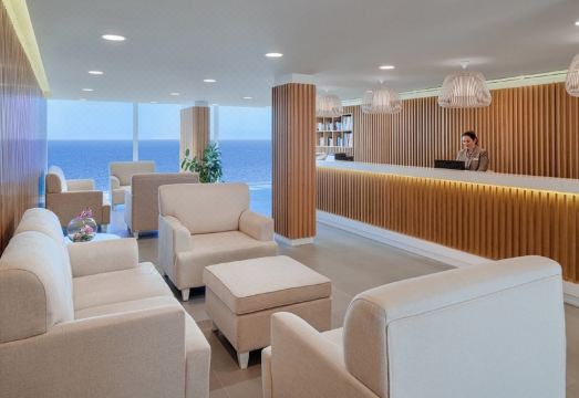 XQ El Palacete Hotel Overview