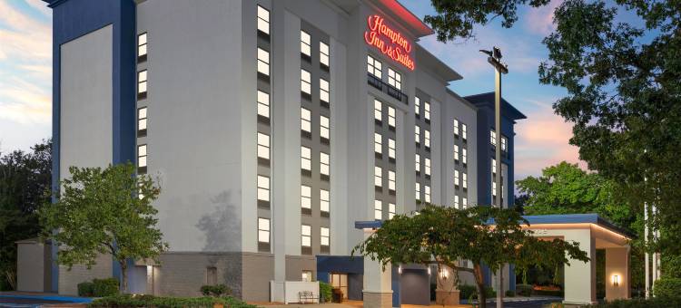夏洛特阿罗伍德路欢朋套房酒店(Hampton Inn & Suites Charlotte-Arrowood Rd.)图片