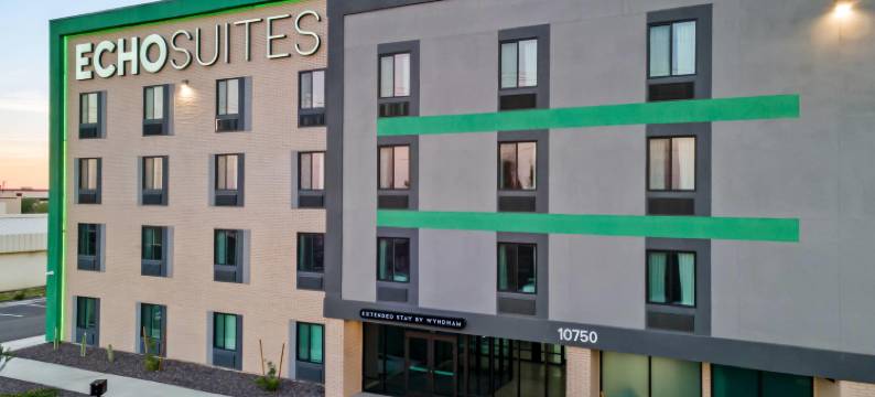 温德姆菲尼克斯-皮奥里亚/格伦代尔的回声套房延长住宿(Echo Suites Extended Stay by Wyndham Phoenix-Peoria/Glendale)图片