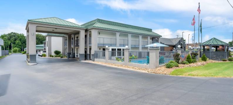 品质套房酒店(Quality Inn & Suites)图片